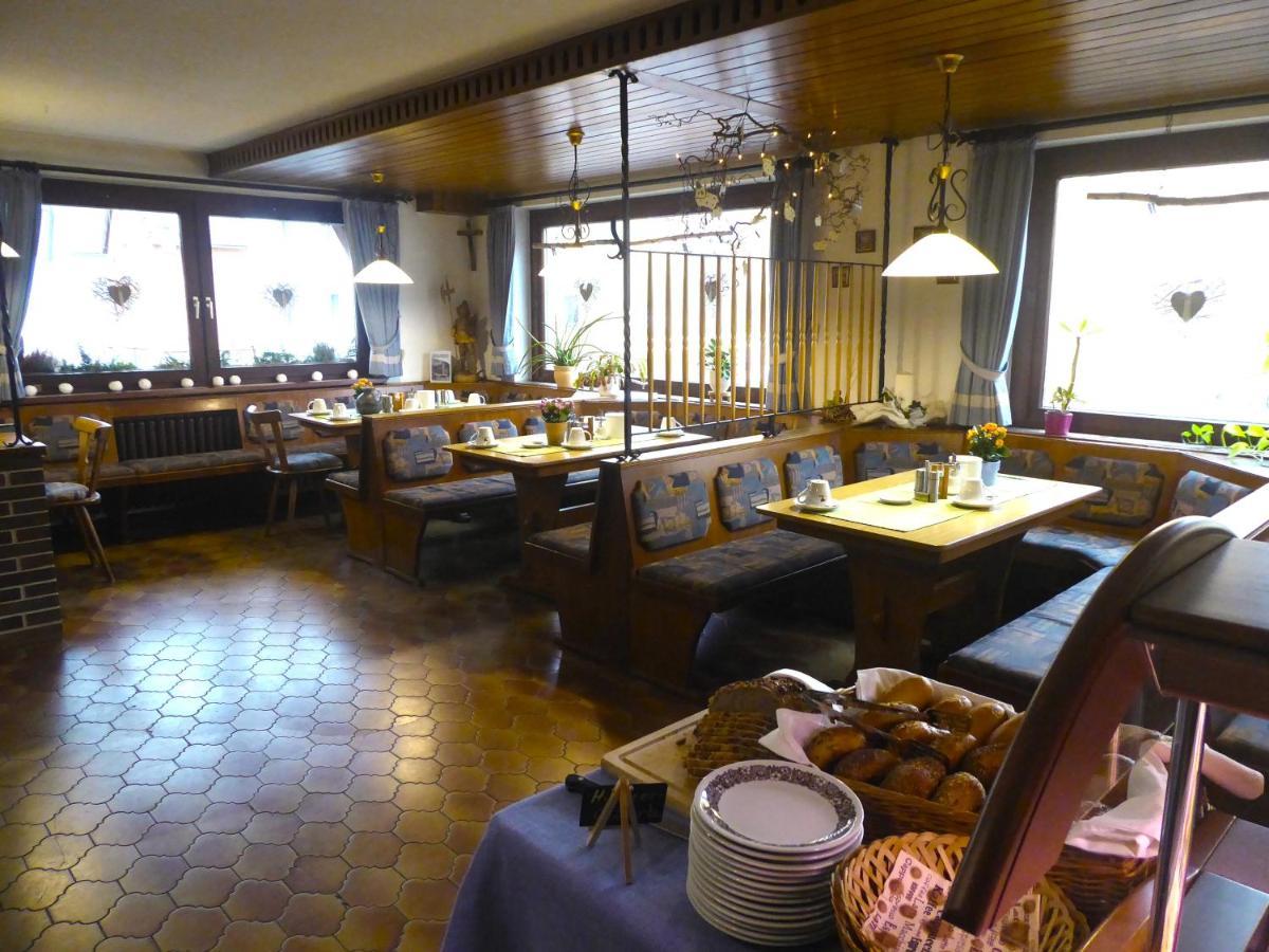 Pension Gasthof Zum Lamm Бишофсхайм-ан-дер-Рён Экстерьер фото