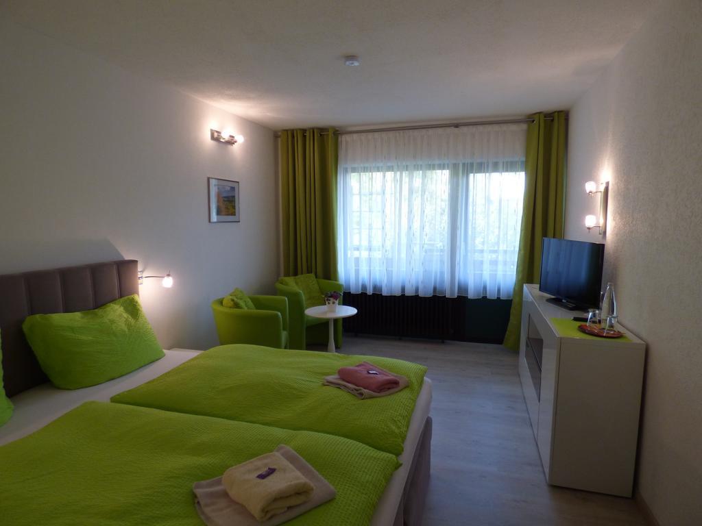 Pension Gasthof Zum Lamm Бишофсхайм-ан-дер-Рён Экстерьер фото